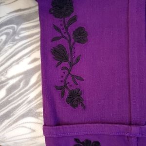 BELLE BY KIM GRAVEL FLEXIBELLE CUFFED EMBROIDERED JEANS 6